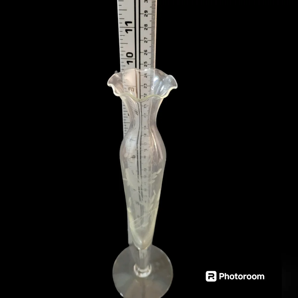 Princess House Etched Crystal Bud Vase